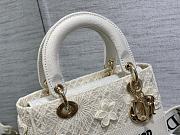 Dior Medium Lady D-Lite Bag White D-Lace 3D Macramé 24 x 20 x 11 cm - 5