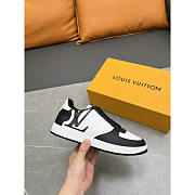 Louis Vuitton LV Rivoli Sneakers Calfskin White And Black - 3