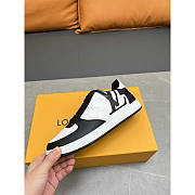 Louis Vuitton LV Rivoli Sneakers Calfskin White And Black - 4