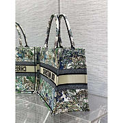 Dior Medium Book Tote White Multicolor Étoile 36 x 27.5 x 16.5 cm - 5