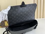 Louis Vuitton LV S-Cape Messenger Monogram 28 x 16 x 10 cm - 4