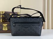 Louis Vuitton LV S-Cape Messenger Black 28 x 16 x 10 cm - 4