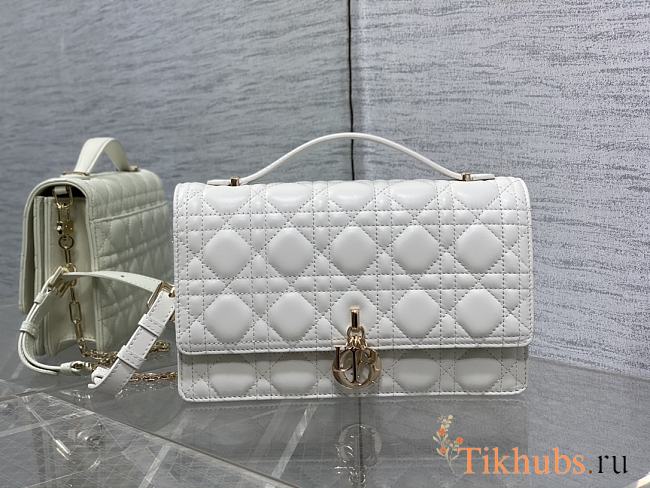 Dior Miss Dior Top Handle Bag White Cannage Lambskin 24 x 14 x 7.5 cm - 1