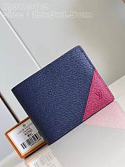 Louis Vuitton LV Multiple Taiga Dark Blue Red 11.5 x 9 x 1.5 cm - 1