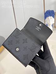 Louis Vuitton LV Iris Compact Wallet Black 12 x 9.5 x 3 cm - 4