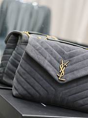 YSL Loulou Medium Chain Bag Suede Grey Gold 32x22x11cm - 5