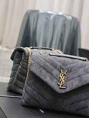 YSL Loulou Small Chain Bag Suede Grey Gold 25x17x9cm - 3