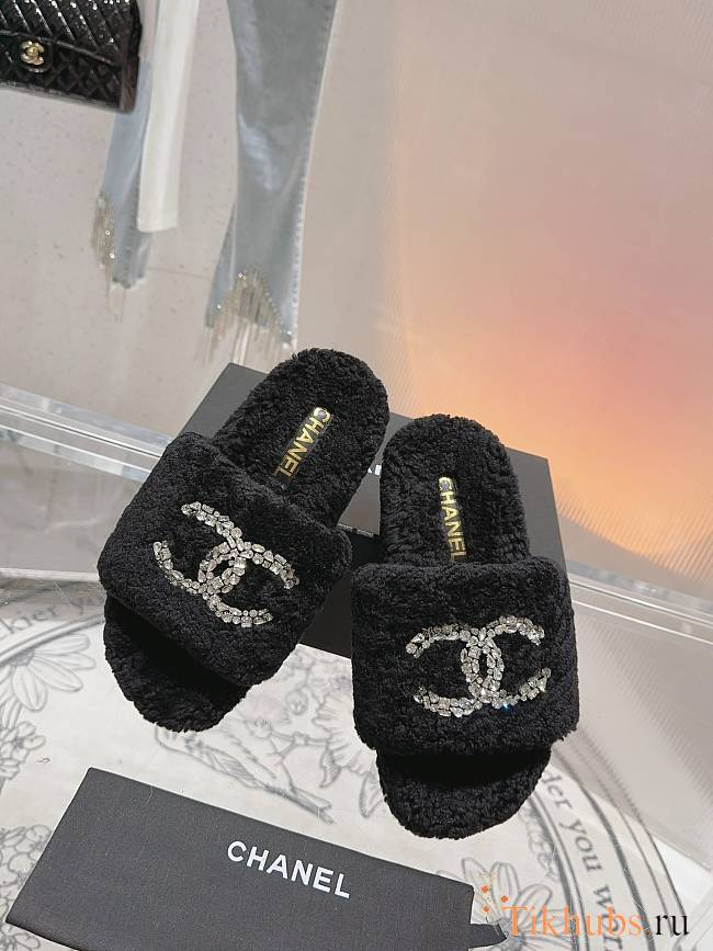 Chanel Fur Black Slide - 1