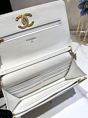 Chanel 23k WOC White Caviar 19x12cm - 6