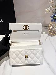 Chanel 23k WOC White Caviar 19x12cm - 3