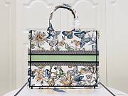 Dior Large Book Tote White Multicolor Mexico Embroidery 42cm - 6