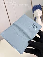 Louis Vuitton LV Pocket Organizer Cloud Blue 7.5 x 11.1 x 1 cm - 3