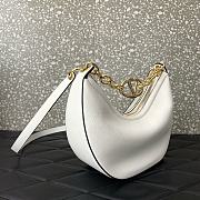 Valentino Garavani Guitar Rockstud Hobo Bag White 29x23x11cm - 4