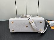 Louis Vuitton LV Lock It MM White 36 x 29 x 15 cm - 5