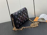 Louis Vuitton LV Pochette Coussin Navy Blue 20x14x8cm - 2