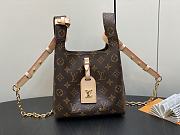 Louis Vuitton Atlantis BB Monogram 17x17x7cm - 1