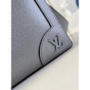 Louis Vuitton LV Taiga Slim Briefcase Grey Bag 40x29x4cm - 2