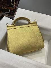 Dolce & Gabbana Medium Sicily Handbag In Dauphine Leather Gold 25x20x12cm - 4