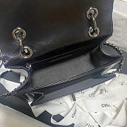 Chanel Flap Bag Lambskin Black with Black Hardware 19x14x6cm - 5