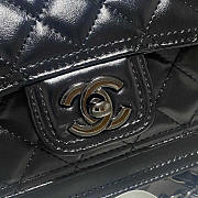 Chanel Flap Bag Lambskin Black with Black Hardware 19x14x6cm - 2