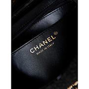 Chanel Small Box Bag Tweed Sequins & Gold-Tone Metal Black 13.5x19x8cm - 3