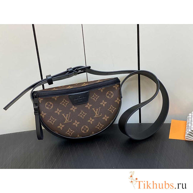 Louis Vuitton LV Moon Crossbody Monagram Brown 24.5x16x4.5cm - 1