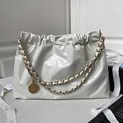 Chanel 22 Handbag White 30x45x8cm - 5