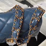 Chanel 23k Flap Bag Blue Gold 13.5x20.5x5cm - 2