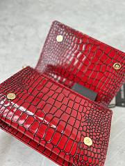 Dolce & Gabbana DG Girls Crossbody Red Crocodle Bag 21x4x15cm - 5