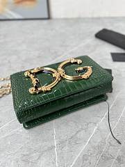 Dolce & Gabbana DG Girls Crossbody Green Crocodle Bag 21x4x15cm - 3