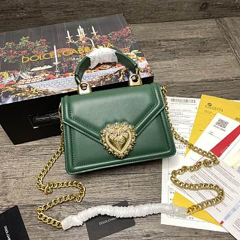 Dolce Gabbana DG Small Smooth Devotion Bag Green 19 x 13 x 4.5 cm