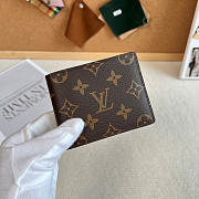 Louis Vuitton LV Marco Wallet Brown 11 x 9 x 2 cm - 1