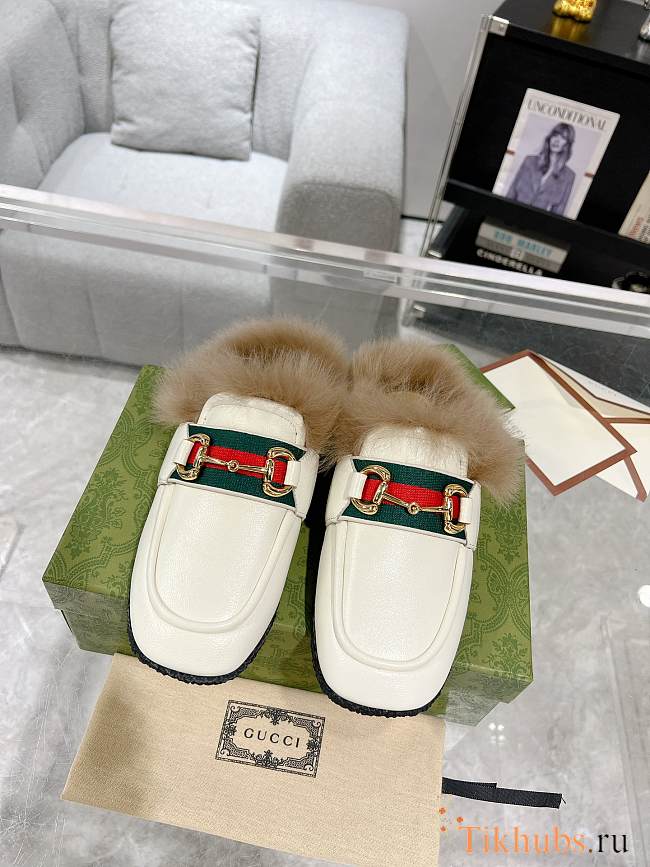 Gucci White Horsebit Slippers - 1