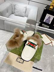 Gucci White Horsebit Slippers - 4