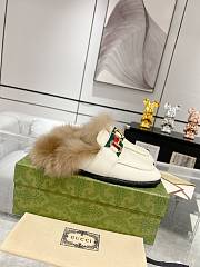 Gucci White Horsebit Slippers - 3