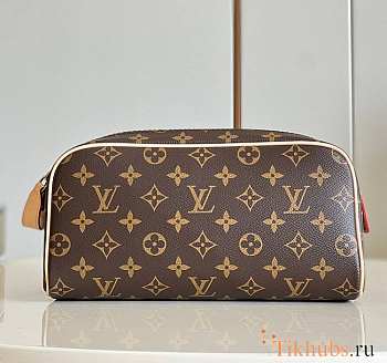 Louis Vuitton LV Monogram Toilet Dopp Kit Pouch 28 x 15 x 16.5 cm