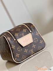 Louis Vuitton LV Monogram Toilet Dopp Kit Pouch 28 x 15 x 16.5 cm - 3