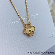 Van Cleef Arpels Gold Necklace 02 - 5