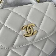 Chanel Bag White Gold Bag 16x12x6cm - 3