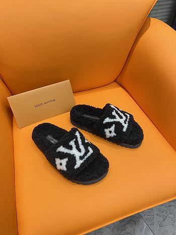 Louis Vuitton LV Paseo Flat Comfort Mule Slides Black