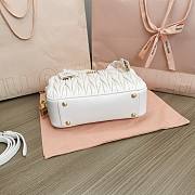 Miumiu Matelasse Nappa Leather Top-handle Bag White 24x16x7.5cm - 2