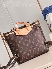 Louis Vuitton LV Backpack Excursion PM Monogram 21 x 23 x 10 cm - 2