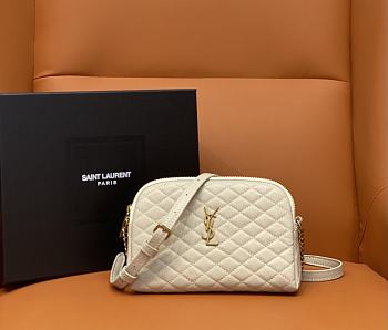 YSL Gaby Zipped Pouch Quilted Lambskin White 18x13x3.5cm