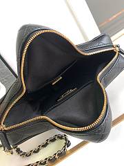 Chanel Star Handbag Lambskin Gold Black 22.5 × 22.5 × 6 cm - 6