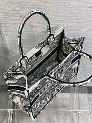 Dior Medium Book Tote White and Black Toile de Jouy 36cm - 4