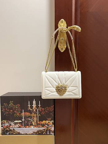 Dolce & Gabbana Quilted Devotion White Bag 26x18x7.5cm