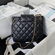 Chanel Handbag Black Lambskin Gold 20x17.5x5cm - 4