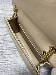 Celine Natural Medium Bag Triomphe Beige 23x15.5x5cm - 2