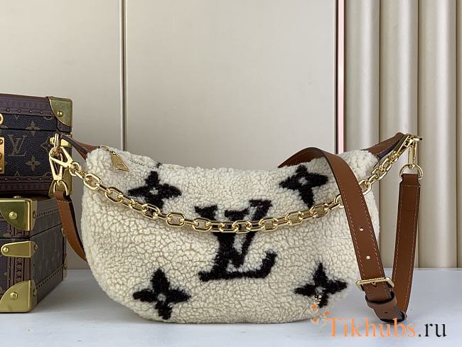 Louis Vuitton LV LV Ski Over The Moon Cream/Brown Shearling 27.5 x 16 x 7 cm - 1