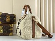 Louis Vuitton LV Speedy Bandoulière 25 Cream/Brown Shearling 25 x 19 x 15 cm - 4